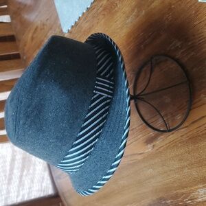 Wool hat size large